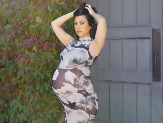 kourtney kardashian pregnant